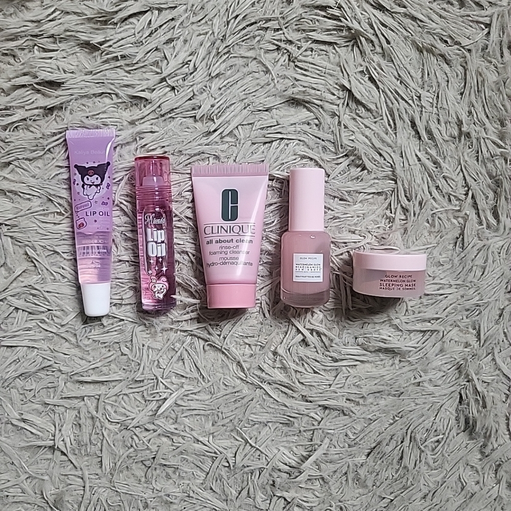 Beauty Bundle Clinique Glow Recipe Lips Kuromi Lip Oil Korean Kbeauty ✨️💫